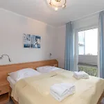 Yachthafenresidenz-wohnung-6101-818 Kuehlungsborn