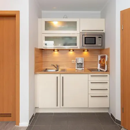 Yachthafenresidenz-wohnung-6101-818 아파트